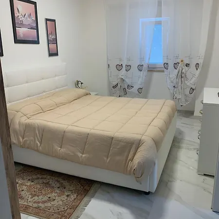 Homestay Monolocale Apollosa
